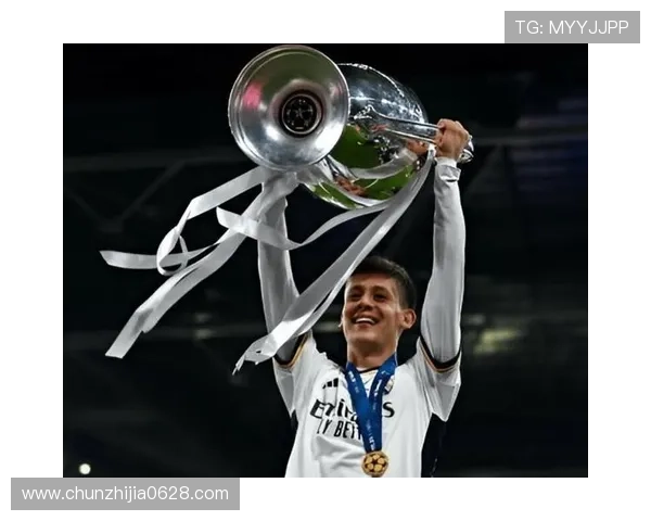 不认输的姿态西超杯颁奖时刻居莱尔拒戴亚军奖牌引发热议成焦点